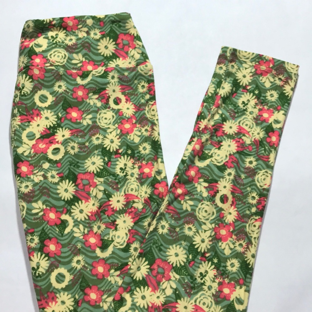 2/$10 NWT LuLaRoe Leggings OS